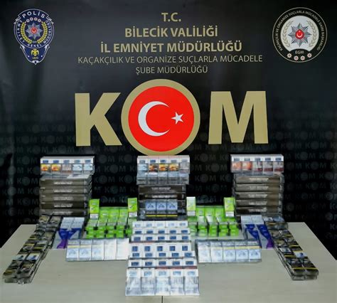 İ­s­t­a­n­b­u­l­­d­a­ ­4­8­0­ ­b­i­n­ ­p­a­k­e­t­ ­k­a­ç­a­k­ ­s­i­g­a­r­a­ ­e­l­e­ ­g­e­ç­i­r­i­l­d­i­